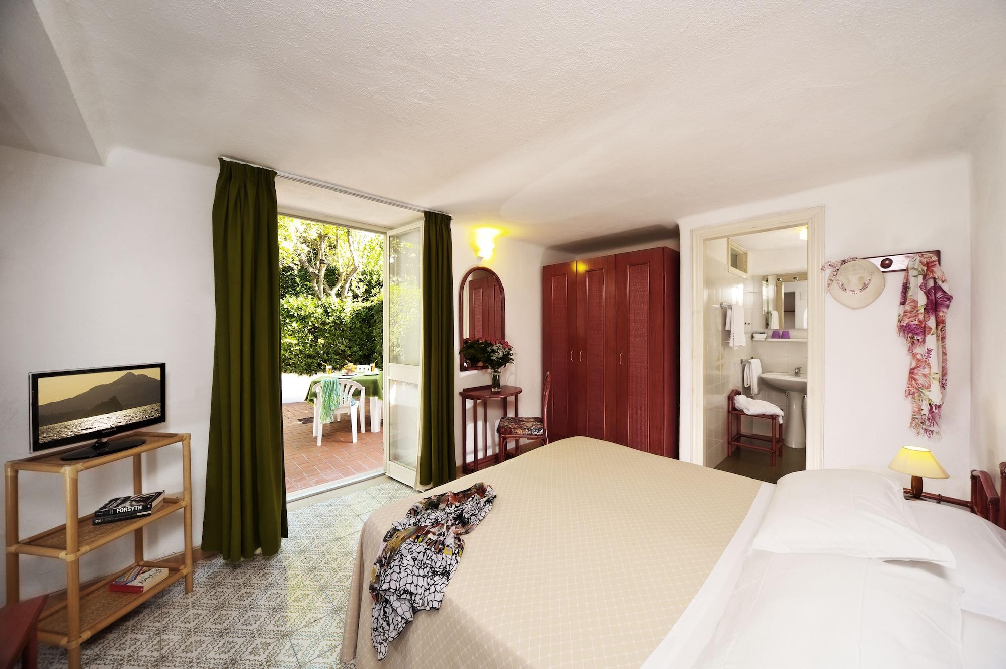איסקיה Hotel Ulisse מראה חיצוני תמונה