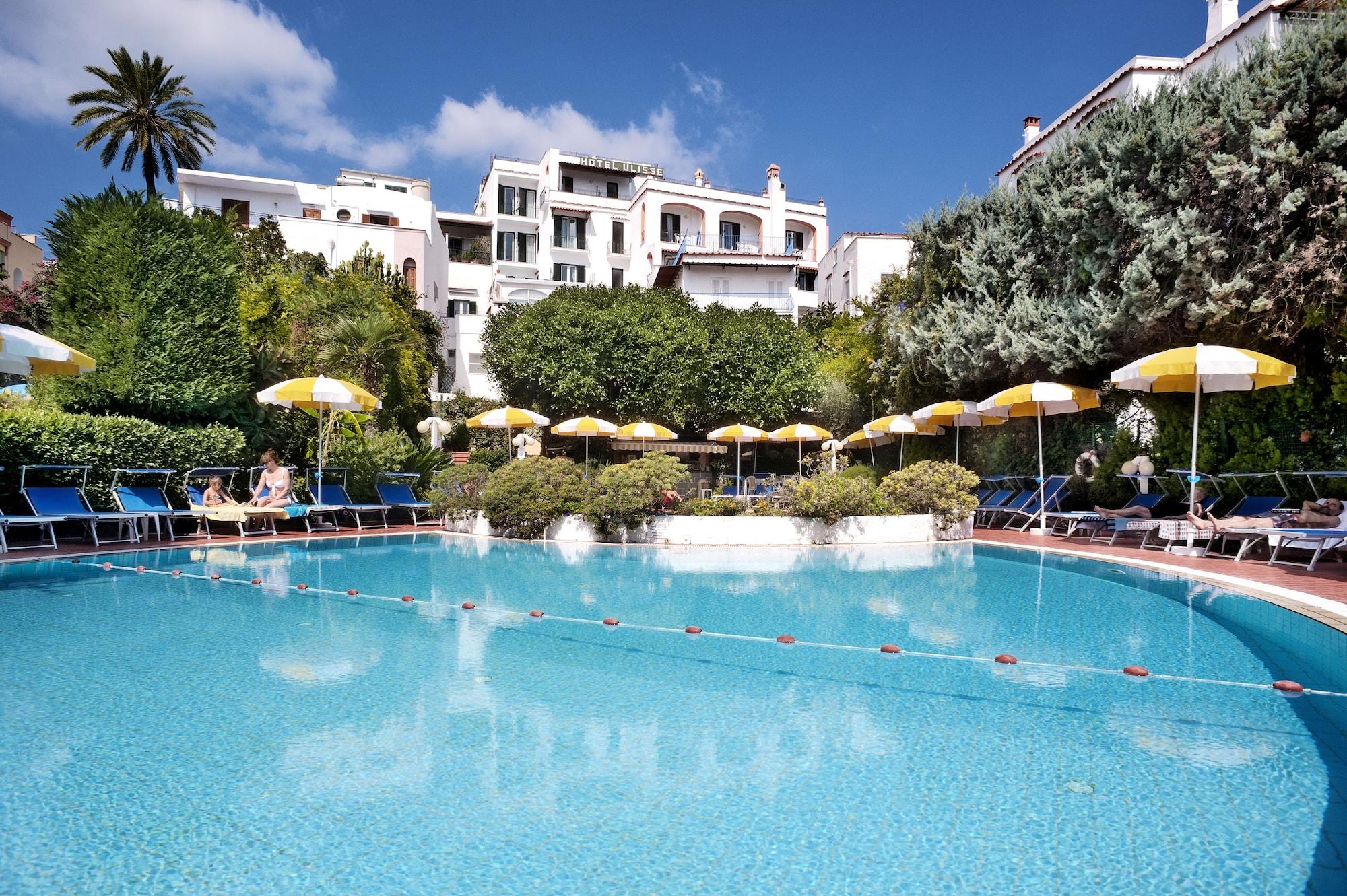 איסקיה Hotel Ulisse מראה חיצוני תמונה