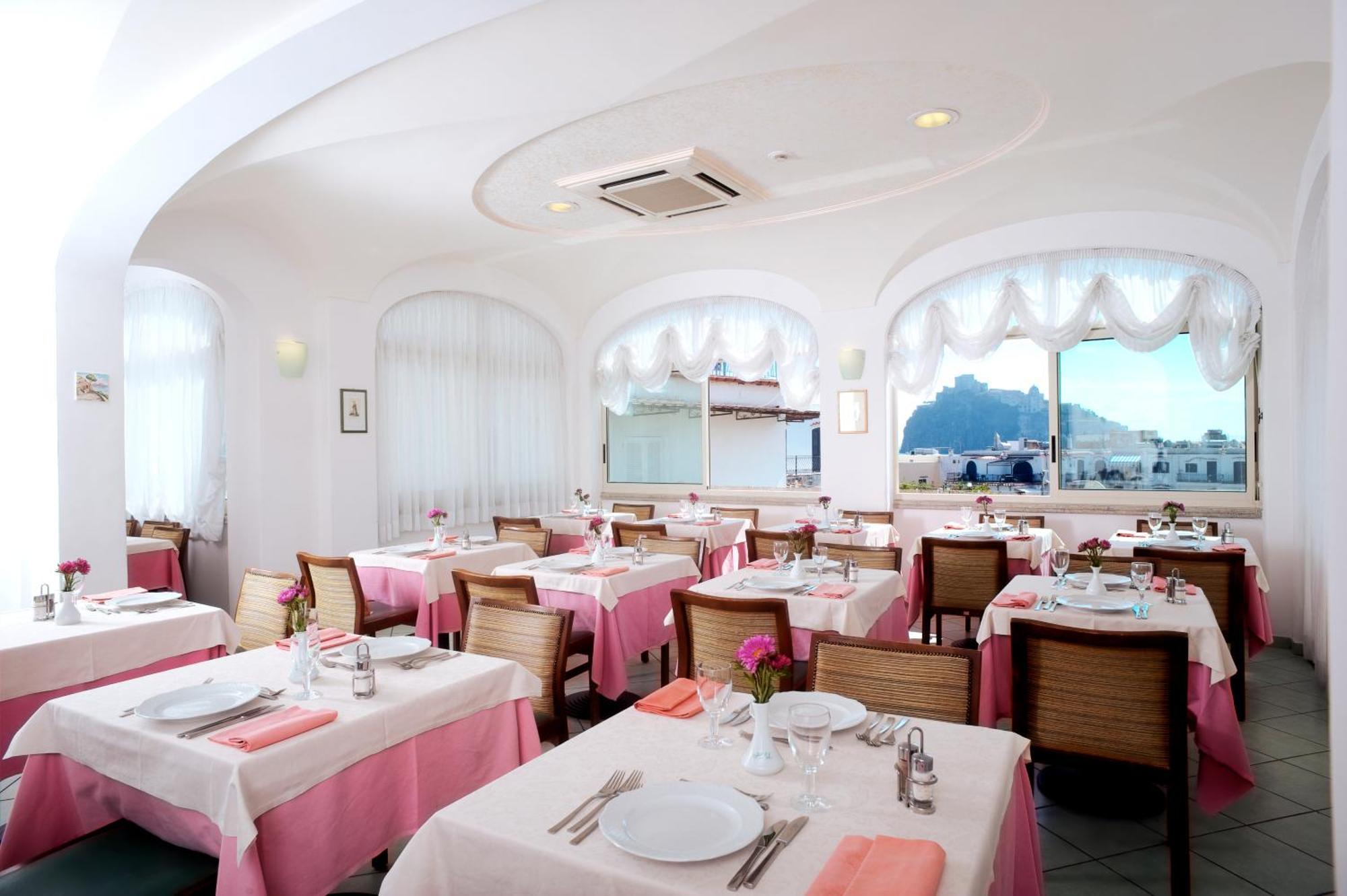 איסקיה Hotel Ulisse מראה חיצוני תמונה