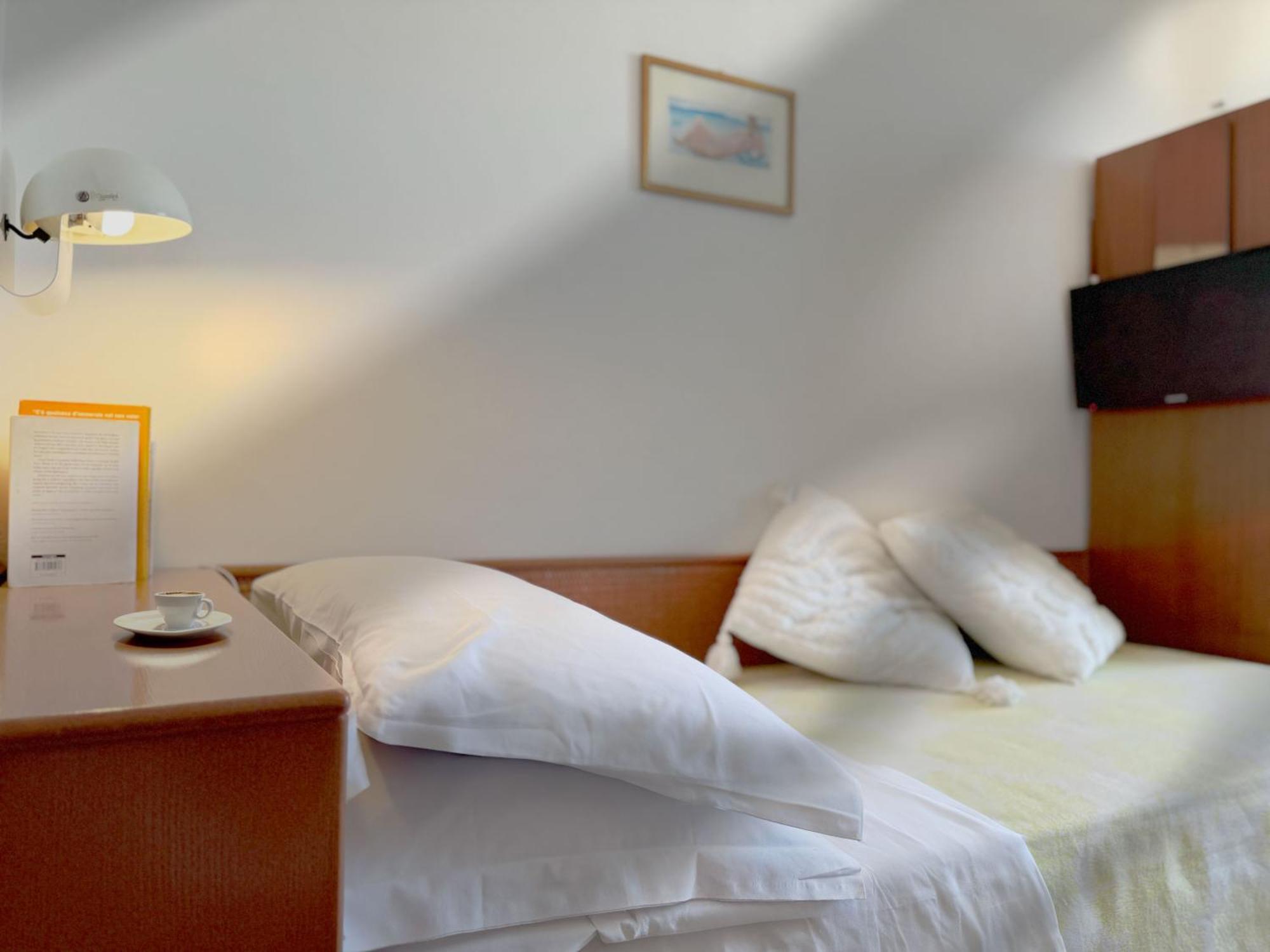 איסקיה Hotel Ulisse מראה חיצוני תמונה
